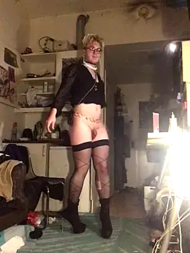 Sissy Cindy Whore online show from 2, 10, 2025