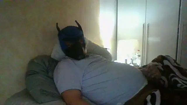 soumicuckold1 online show from 17, 3, 2026