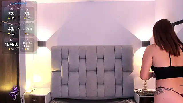 Snapshot of Mia_volkova chatting on 25, 10, 2025 Mia volkova online show from 25, 10, 2025