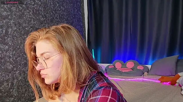 SophieMurrr online show from 15, 5, 2026