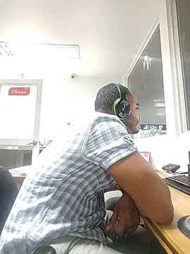 SanChacal5694 online show from 17, 6, 2026