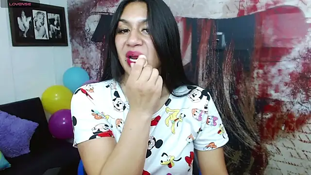 gigi gilt  online show from 17, 7, 2026