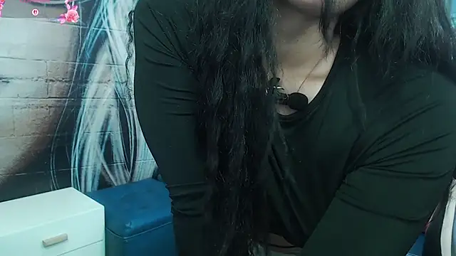 gigi gilt  online show from 28, 7, 2026