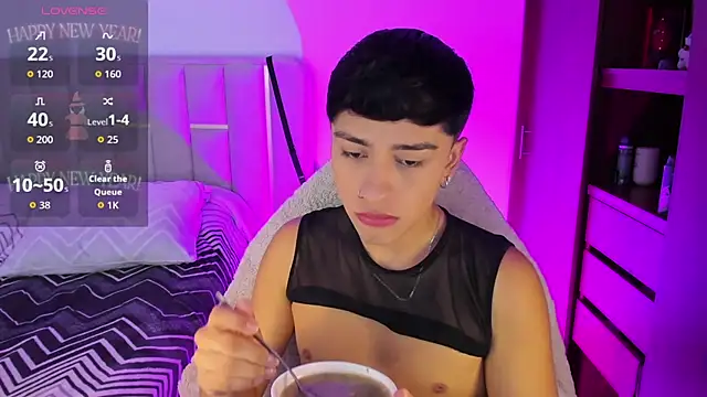 Matheewx m online show from 5, 3, 2026