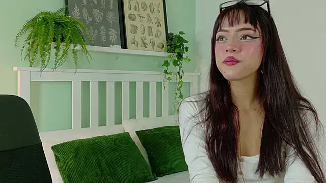 Snapshot of Taylorsmitth_ chatting on 15, 10, 2025 Taylorsmitth online show from 15, 10, 2025