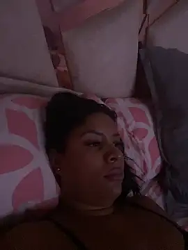 MarianaaSantos online show from 4, 4, 2026