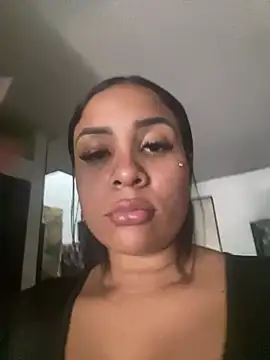 Snapshot of MarianaaSantos chatting on 29, 7, 2026 MarianaaSantos online show from 29, 7, 2026