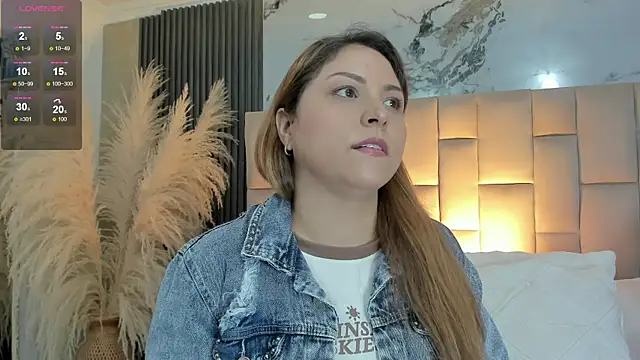 cloesummerr  online show from 29, 3, 2026