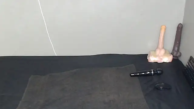 TrishahXo online show from 23, 3, 2026