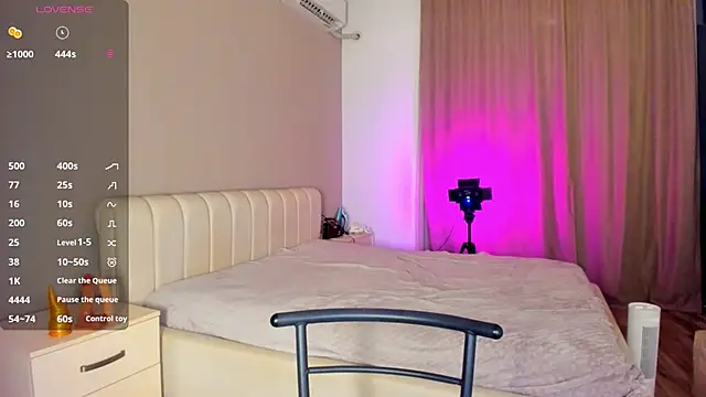 Clarity Yumi online show from 19, 11, 2025