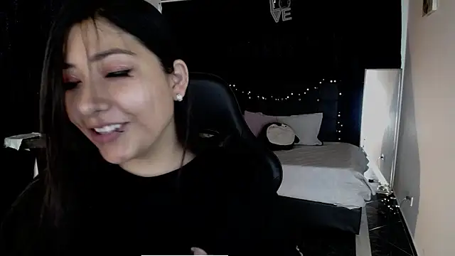 Mia 1120 online show from 10, 9, 2025