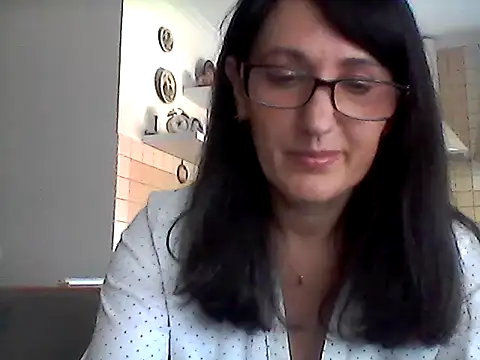 Elena48324 online show from 18, 6, 2026