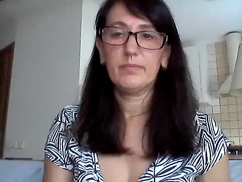 Elena48324 online show from 5, 7, 2026