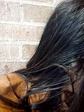 Snapshot of valentini_villa chatting on 2, 12, 2025 valentini villa online show from 2, 12, 2025