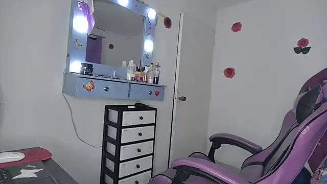 soffy rosses online show from 18, 4, 2026