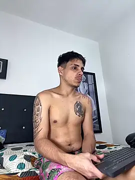 Snapshot of Luke_Stone chatting on 27, 11, 2025 Luke Stone online show from 27, 11, 2025