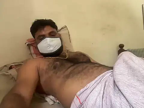 Snapshot of HandsomeMche chatting on 6, 11, 2025 HandsomeMche online show from 6, 11, 2025