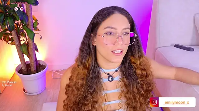 onlyemily  online show from 6, 4, 2026