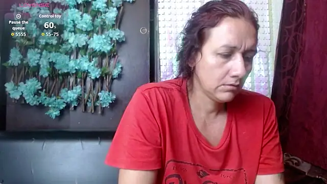 Snapshot of darling_hott chatting on 18, 9, 2025 darling hott online show from 18, 9, 2025