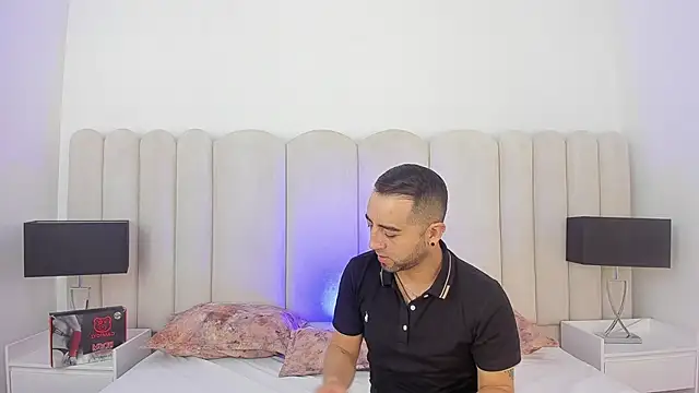 Snapshot of Lushian_ chatting on 22, 5, 2026 Lushian online show from 22, 5, 2026