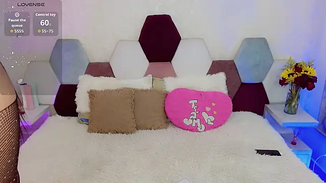 kushina uzumaki75 online show from 14, 11, 2025