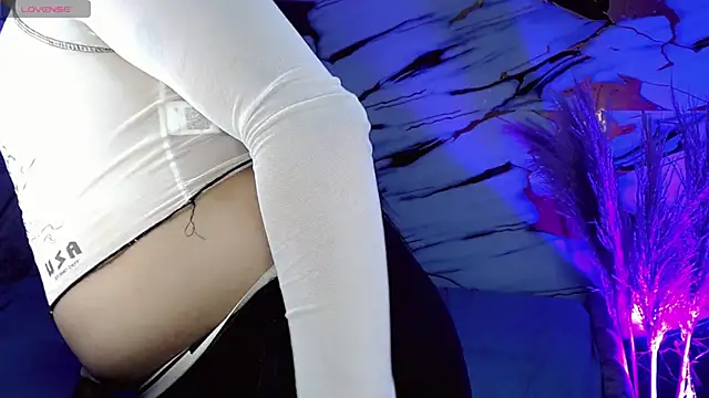 kushina uzumaki75 online show from 26, 4, 2026