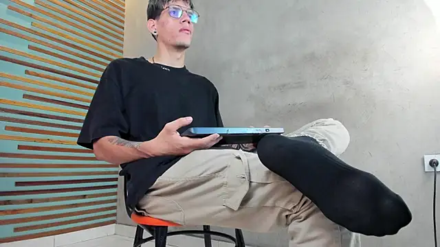 david huge online show from 17, 10, 2025