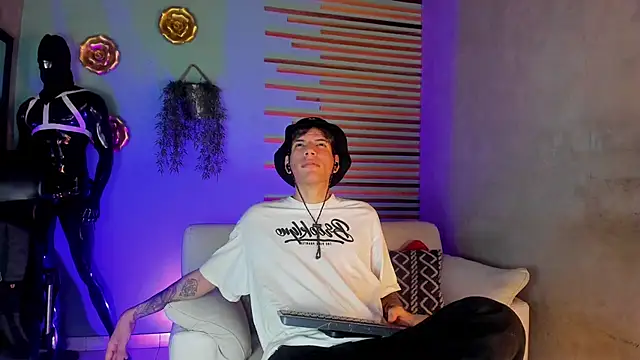 david huge online show from 14, 12, 2025