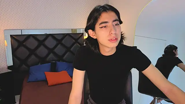 Snapshot of ryo_light chatting on 4, 10, 2025 ryo light online show from 4, 10, 2025