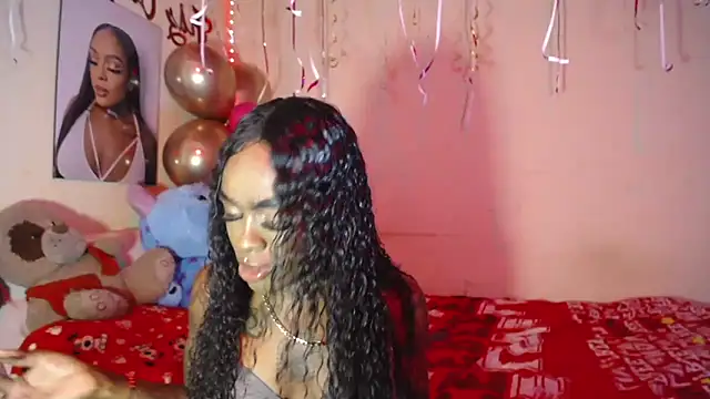 Snapshot of pink_7777 chatting on 13, 11, 2025 pink 7777 online show from 13, 11, 2025