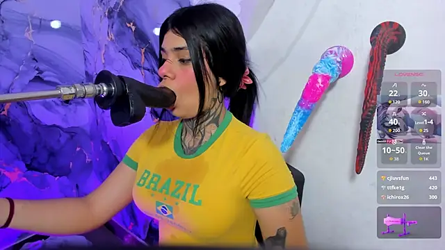 Emily Evo online show from 23, 4, 2026