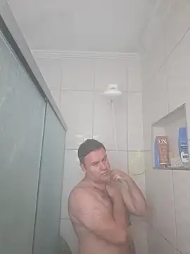 Snapshot of LeoMaduroSP chatting on 17, 7, 2026 LeoMaduroSP online show from 17, 7, 2026