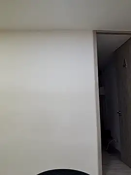 Samantha hotly online show from 14, 2, 2026