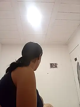 Samantha hotly online show from 19, 4, 2026