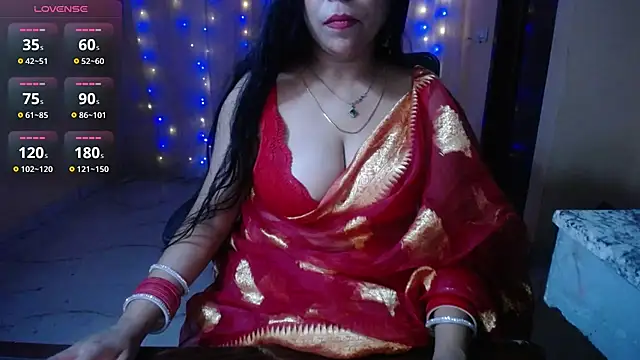 Snapshot of Divvya_ chatting on 18, 5, 2026 Divvya online show from 18, 5, 2026