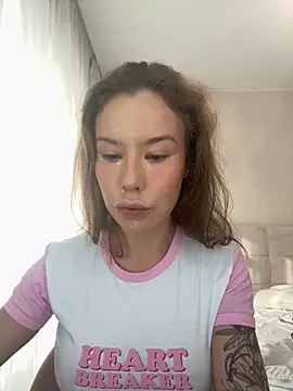 Ashley Roys online show from 28, 9, 2025