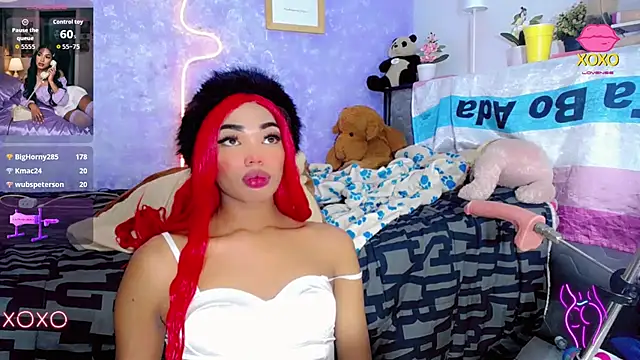 Snapshot of Aishasexy18 chatting on 25, 11, 2025 Aishasexy18 online show from 25, 11, 2025