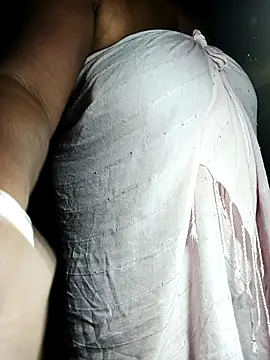 Snapshot of Nude-Priya2 chatting on 5, 3, 2026 Nude-Priya2 online show from 5, 3, 2026