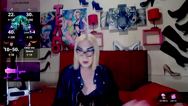 blondehot5v online show from 29, 10, 2025