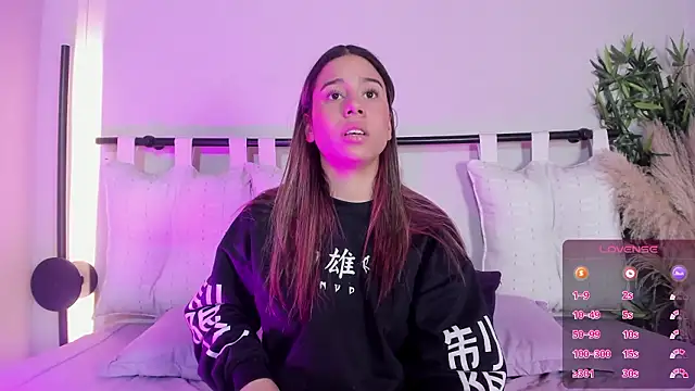 Rachell criss online show from 3, 2, 2026