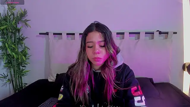 Rachell criss online show from 12, 3, 2026