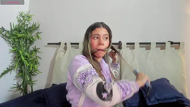 Rachell criss online show from 23, 4, 2026