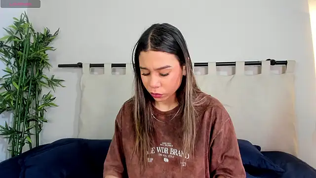 Rachell criss online show from 26, 4, 2026