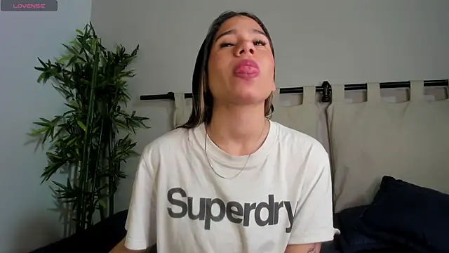 Rachell criss online show from 28, 4, 2026