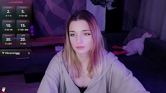 Snapshot of Sandy_Belle chatting on 7, 11, 2025 Sandy Belle online show from 7, 11, 2025