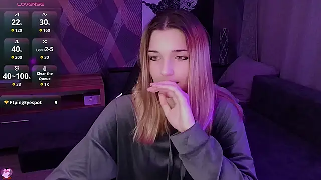 Snapshot of Sandy_Belle chatting on 19, 11, 2025 Sandy Belle online show from 19, 11, 2025