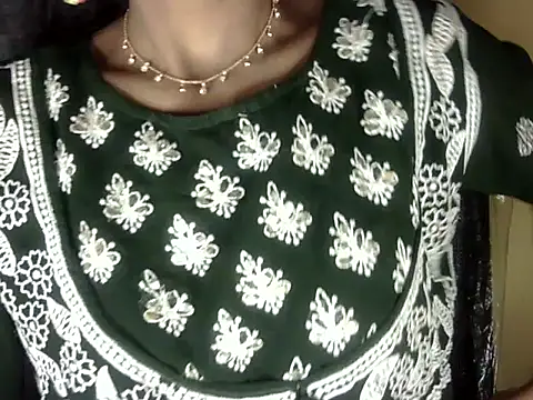 zara Khan0 online show from 27, 9, 2025