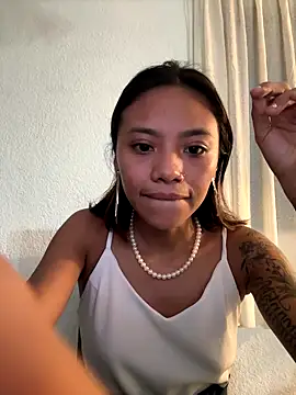 Nia Desire online show from 19, 9, 2025