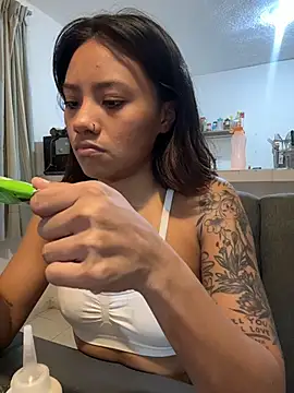 Nia Desire online show from 28, 7, 2026