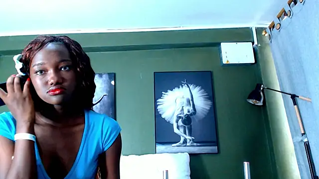 Snapshot of Evaa_18 chatting on 24, 9, 2025 Evaa 18 online show from 24, 9, 2025